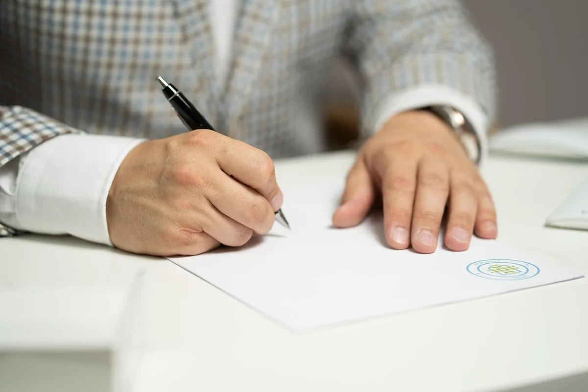 Comment fonctionne le mandat ADIS ?